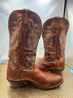 Tony Lama men 10 vintage flame embroidered cowboy boots